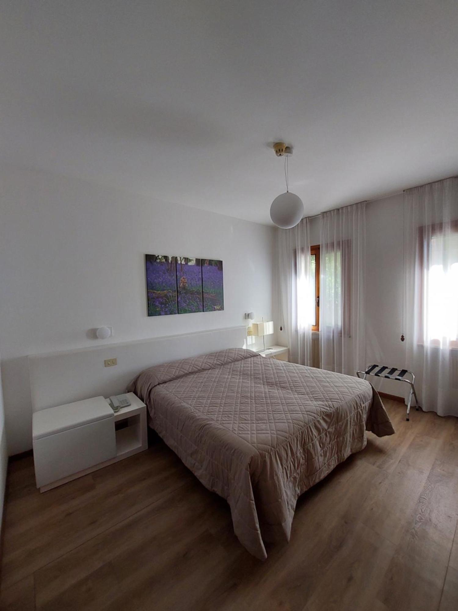 Albergo Alla Pineta Montebelluna Exterior photo