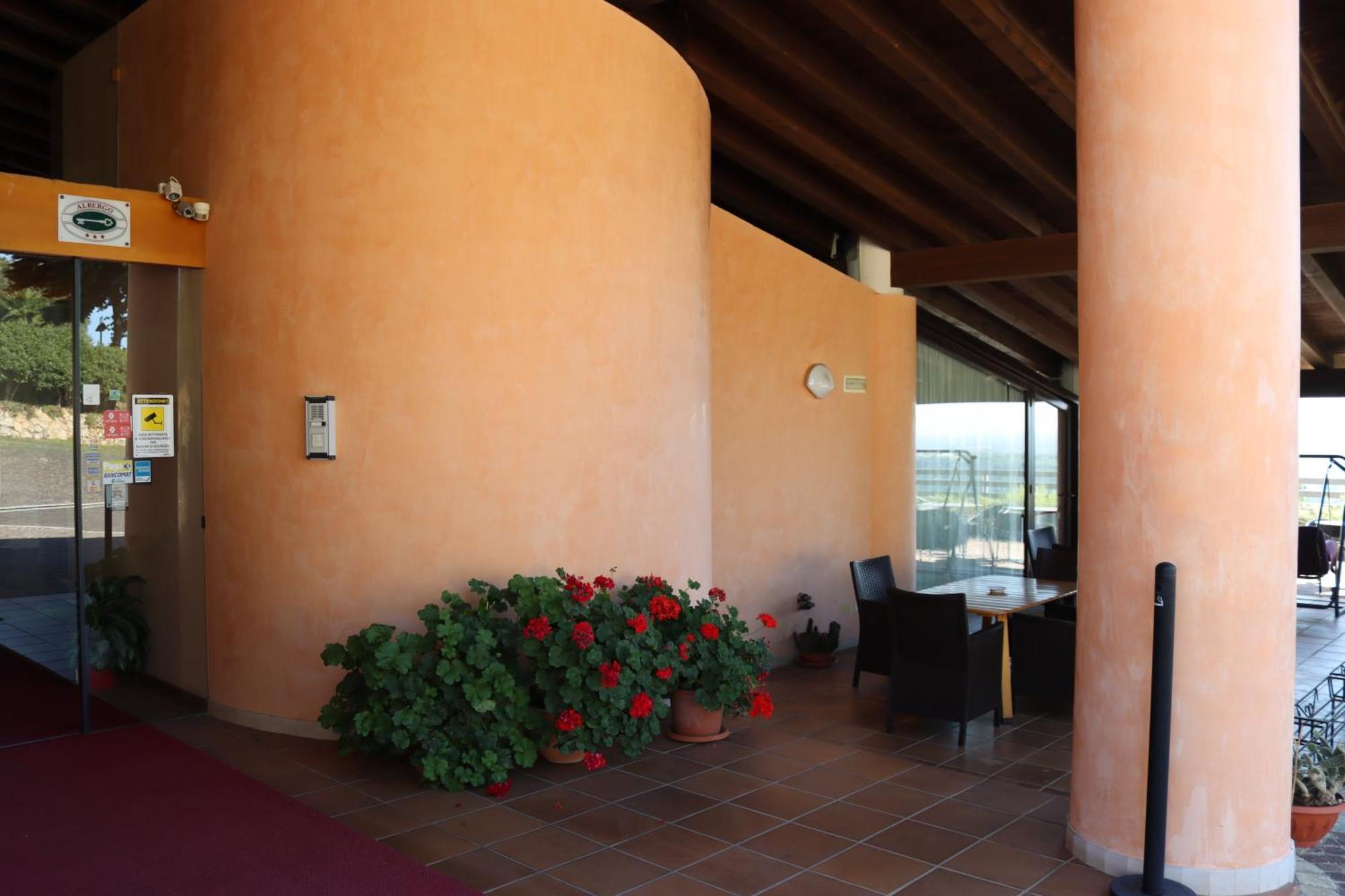 Albergo Alla Pineta Montebelluna Exterior photo